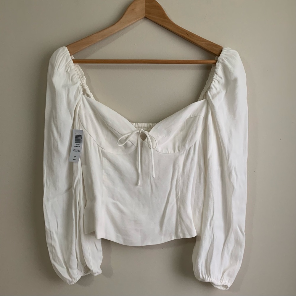 Wilfred Aritzia Novella Blouse Puff Sleeve Smoked Back Light Birch Size S